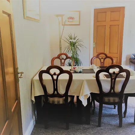 Groveside Farm 住宿加早餐酒店 4*