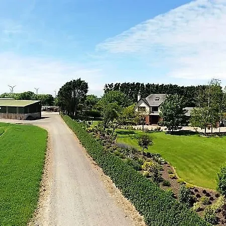 住宿加早餐酒店 Groveside Farm 基尔莫尔码头